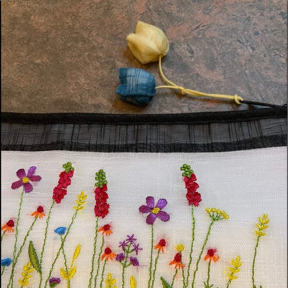 Hand Embroidered Cosmetics Pouch - Picture 4 of 6